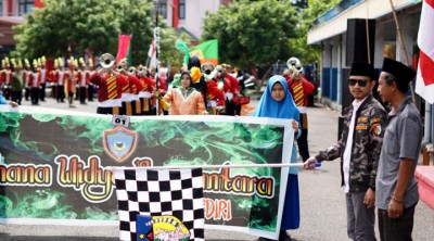 drumband.jpg2.jpg