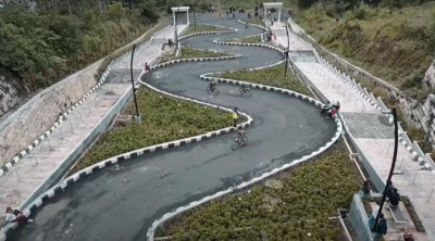 azrul4.jpg